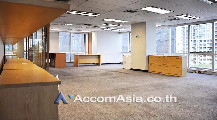  1  Office Space For Rent in Ploenchit ,Bangkok MRT Lumphini at Kian Gwan 3 AA15851